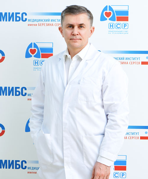 Костюк -онколок-ведет прием